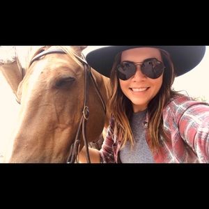 Meet your Posher, Erica